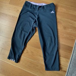 Adidas Size Medium Grey & Purple crop leggings